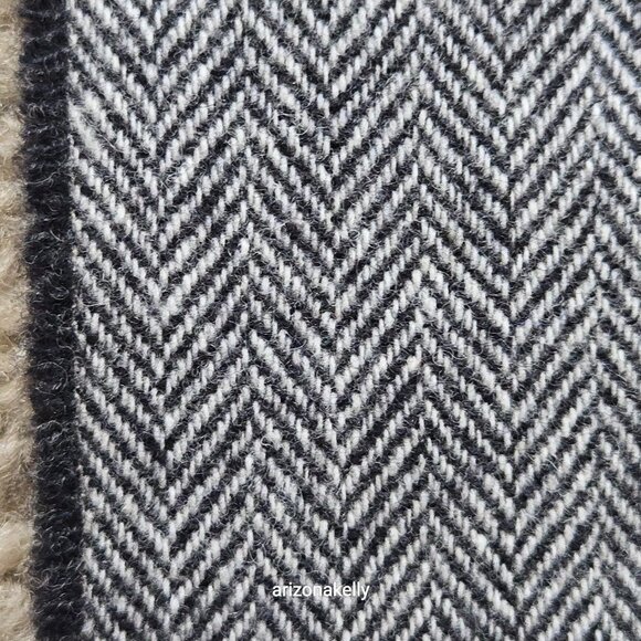 NWT McNutt Lambswool Herringbone Scarf Black + White Donegal Ireland - Picture 8 of 10